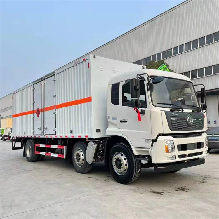 东风D3危险品运输车厂家,东风专底危化品运输车价格,国六东风专底危险品厢式车